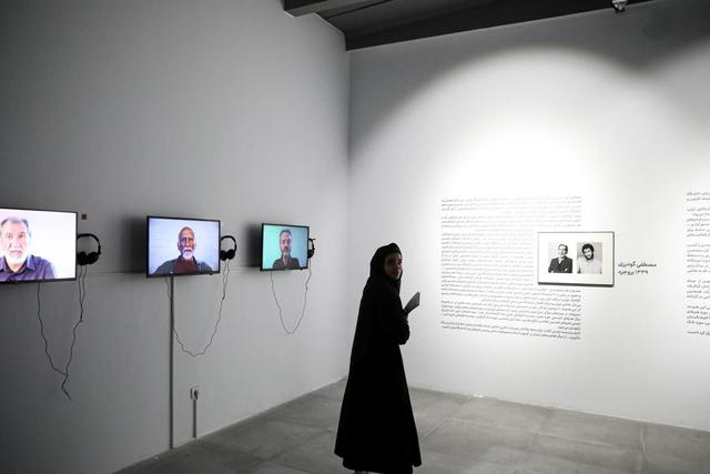 نمایشگاه «سبز و سپید و سرخ» تمدید شد 
